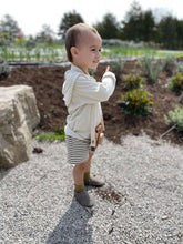 Load image into Gallery viewer, Salem Shorts: Colorblock