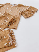 Load image into Gallery viewer, Augusta Ruffle Leggings