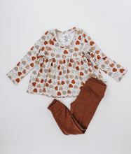 Load image into Gallery viewer, Long Sleeve Peplum Top