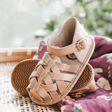 Load image into Gallery viewer, Ella Closed Toe Sandal: Beige