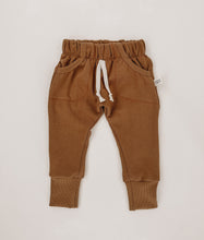 Load image into Gallery viewer, Chicago Pocket Joggers: Caramel