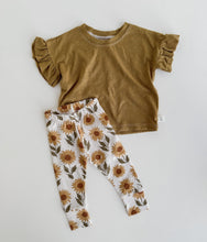 Load image into Gallery viewer, Ruffle Boxy Tee + Sunflower Leggings Set
