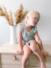 Load image into Gallery viewer, Tiny Daisies Flutter Tee + Shorties (2T)