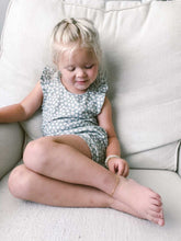 Load image into Gallery viewer, Tiny Daisies Flutter Tee + Shorties (2T)