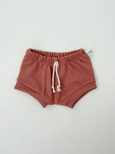 Load image into Gallery viewer, Shorties: Fig