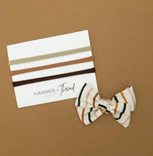 Load image into Gallery viewer, Halloween Hair Bows