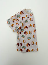 Load image into Gallery viewer, Napa Boxy Tee: Peace Sign Circles