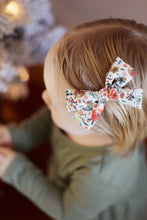 Load image into Gallery viewer, Floral Hair Bow