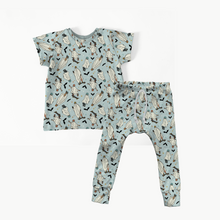 Load image into Gallery viewer, Lounge Set : Basic Tee + Finley Pants
